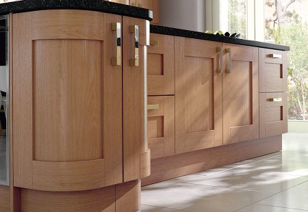 Windsor Shaker Oak Kitchen